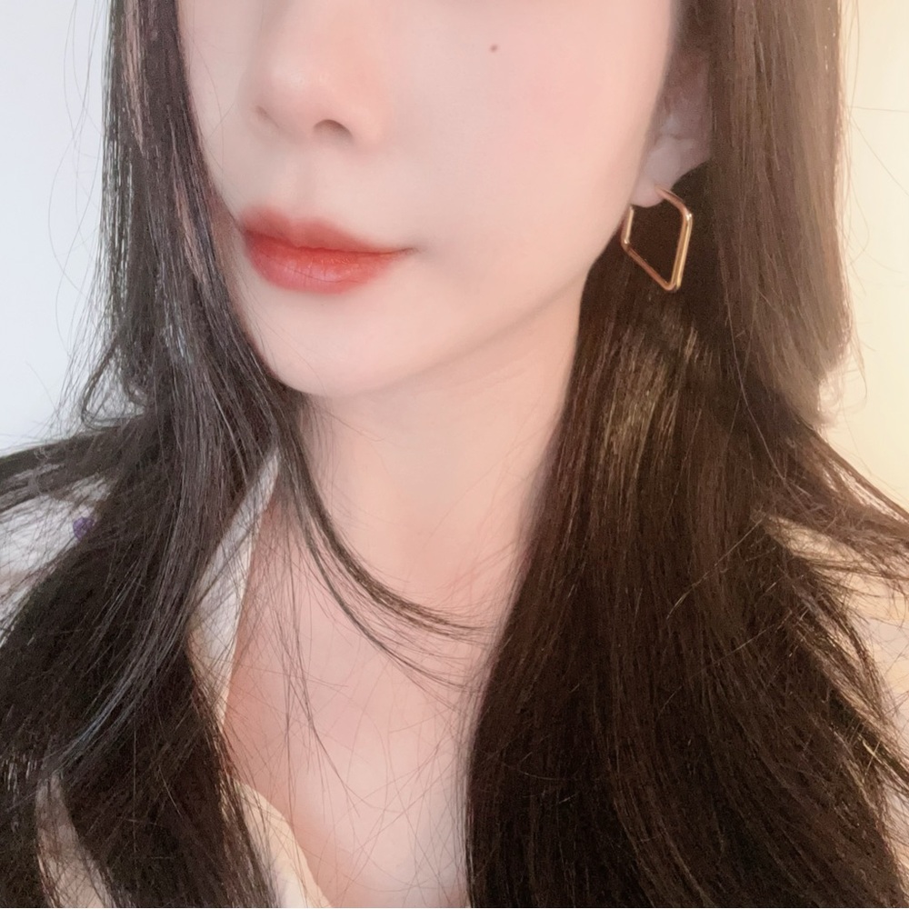 Square Hoop Earrings – 925 Silver Post (Like New) 18K Gold Plated